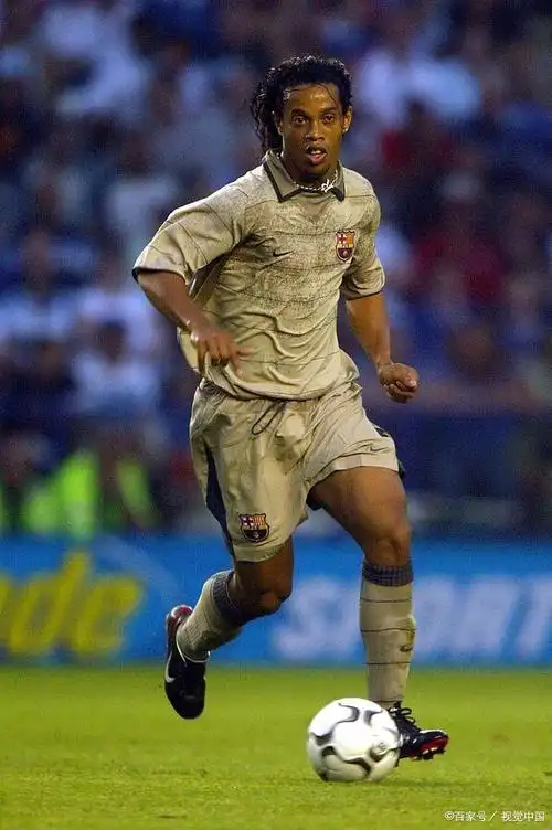 地板钩球受 地板钩球受