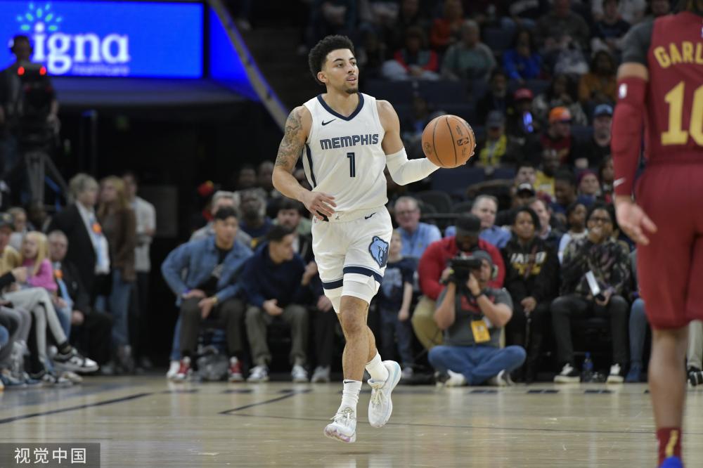 他们的足球 他们的足球